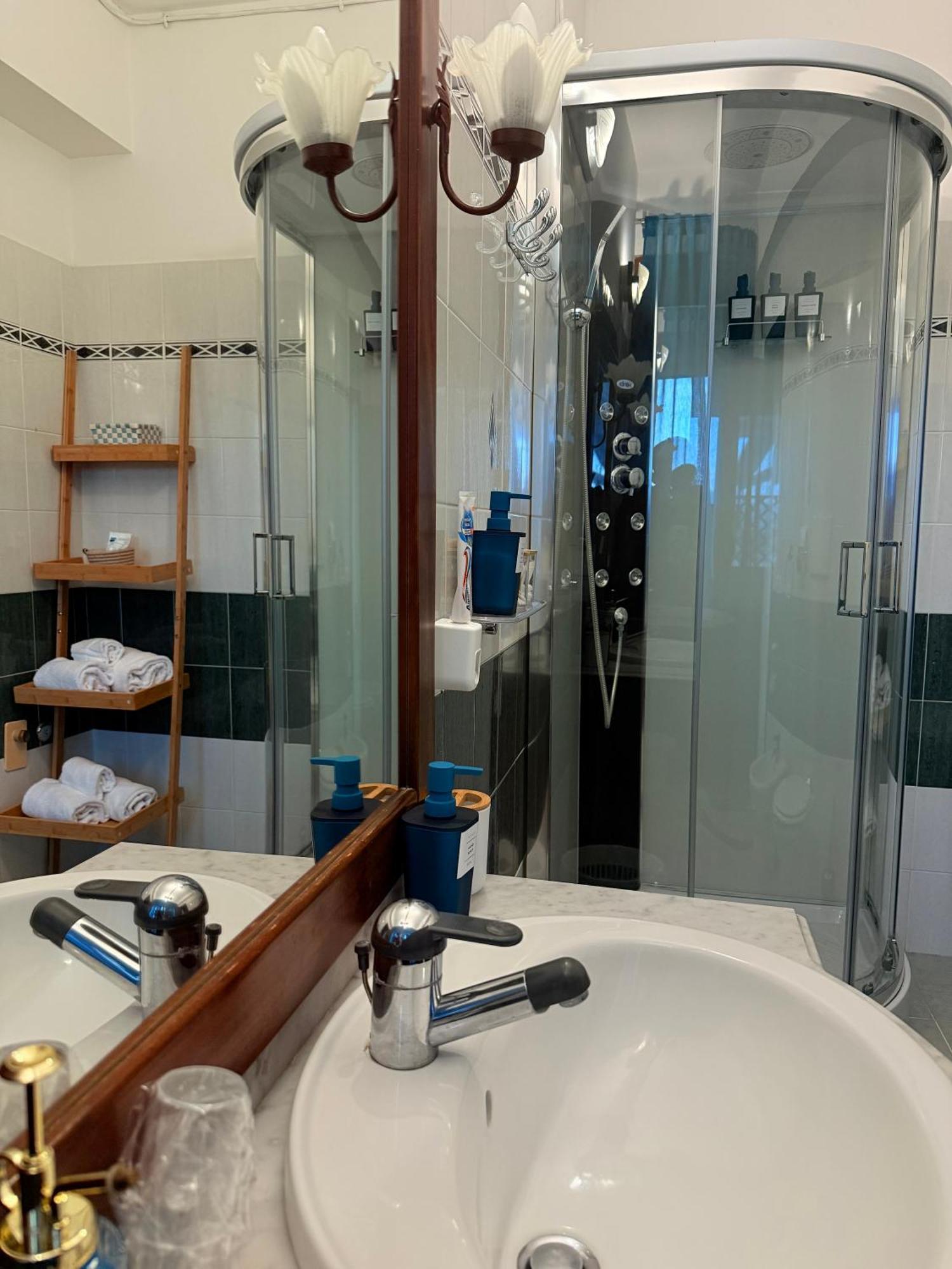 Bed and Breakfast Palm House Ламеция-Терме Экстерьер фото